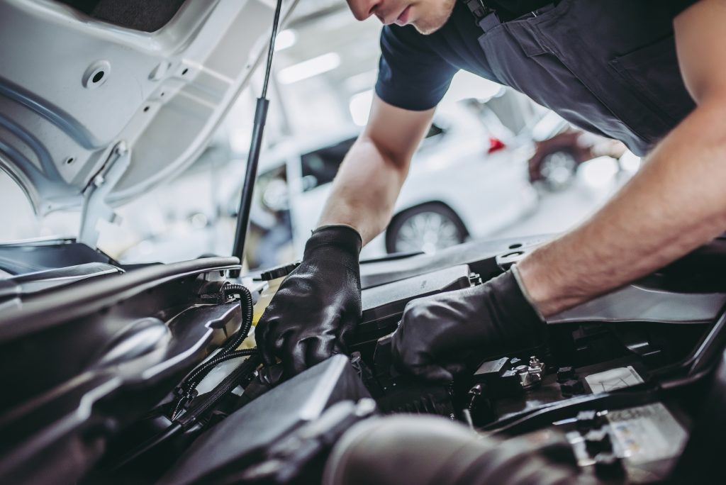 Car Battery Replacement Preston, Expert Mechanics Albert St