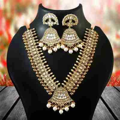 NK-246 - Jadau Kundan Necklace with Emerald Profile Picture