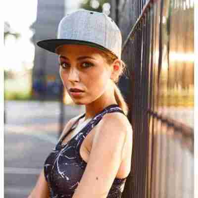 FL6089MT – Classic snapbackpet in twee kleuren Profile Picture